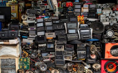 100NO 454: Are you a hoarder or a chucker?